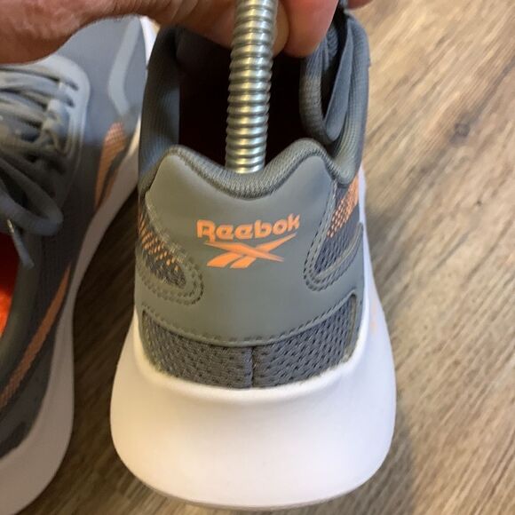 Reebok energylux 2.0 woman’s lite weight running shoes size 6.5. - Picture 5 of 11